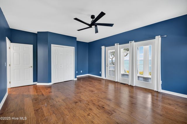 8824 Shipwatch Drive, Wilmington, NC 28412