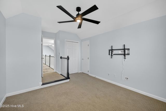 8824 Shipwatch Drive, Wilmington, NC 28412