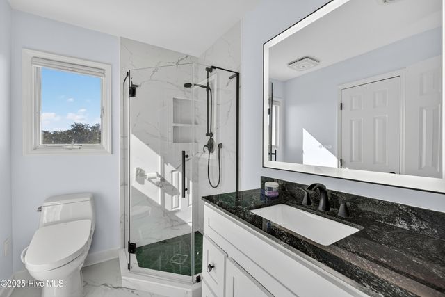 8824 Shipwatch Drive, Wilmington, NC 28412