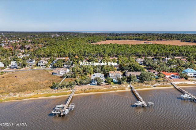 8824 Shipwatch Drive, Wilmington, NC 28412