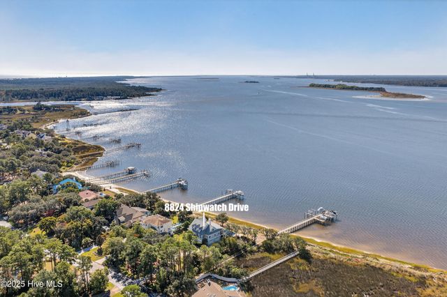 8824 Shipwatch Drive, Wilmington, NC 28412