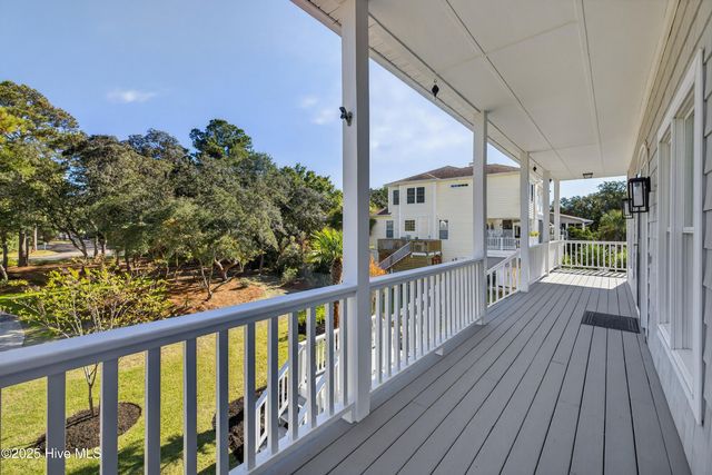 8824 Shipwatch Drive, Wilmington, NC 28412