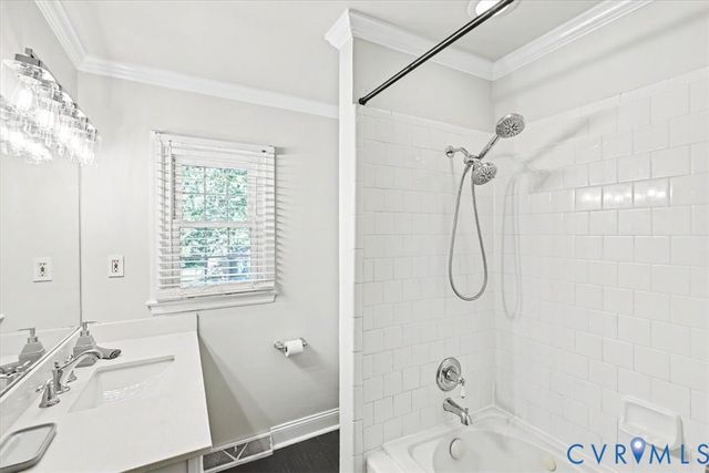 9737 Graves Rd, South Chesterfield, VA 23803