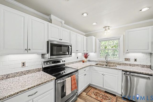 9737 Graves Rd, South Chesterfield, VA 23803