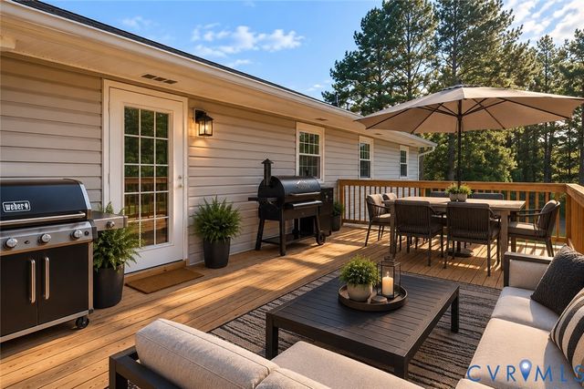 9737 Graves Rd, South Chesterfield, VA 23803