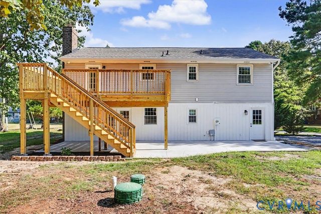 9737 Graves Rd, South Chesterfield, VA 23803