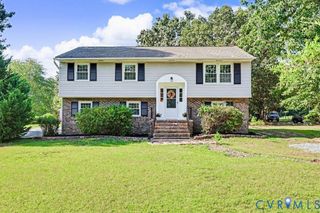 9737 Graves Rd, South Chesterfield, VA 23803