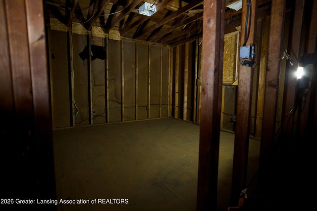 1924 Snow Road, Lansing, MI 48917