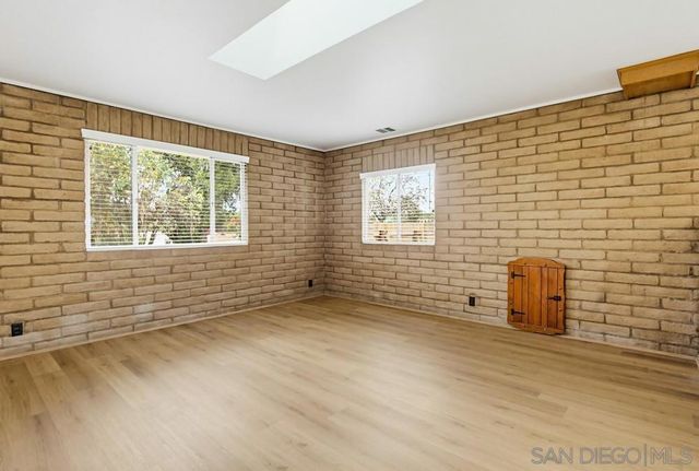 487 Mountain View, El Cajon, CA 92021