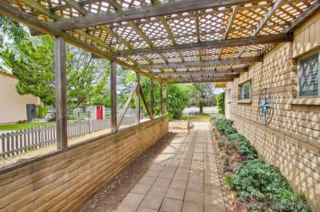 487 Mountain View, El Cajon, CA 92021