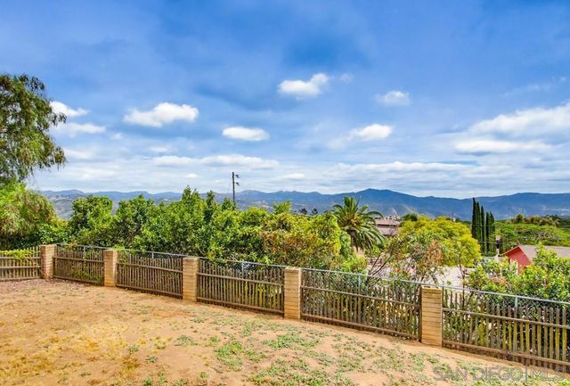 487 Mountain View, El Cajon, CA 92021