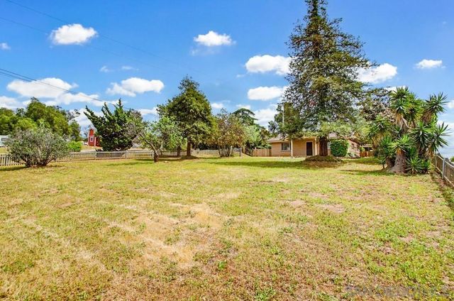 487 Mountain View, El Cajon, CA 92021