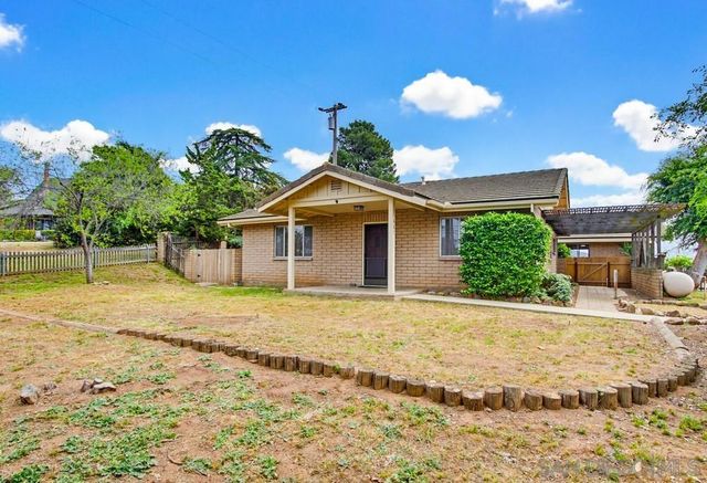 487 Mountain View, El Cajon, CA 92021