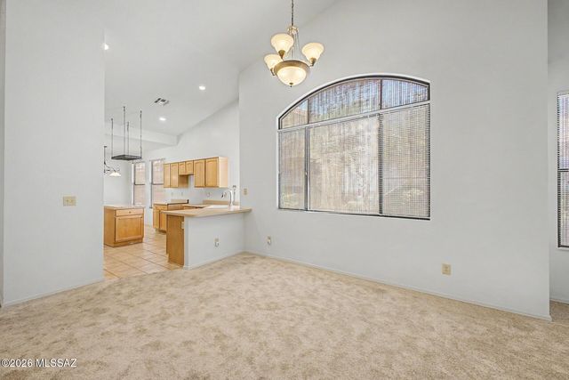 63752 E Holiday Drive, Tucson, AZ 85739