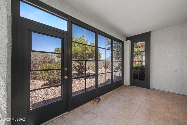 63752 E Holiday Drive, Tucson, AZ 85739