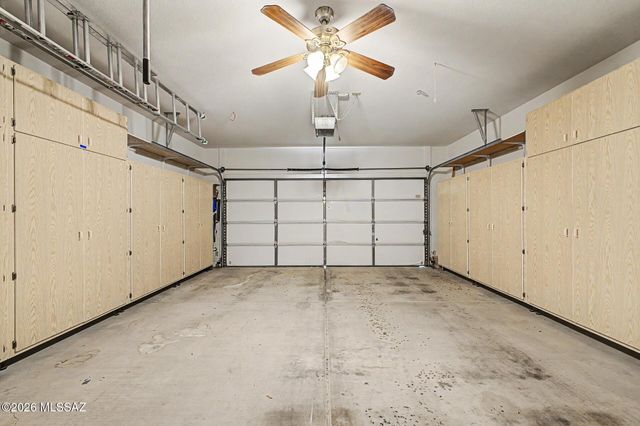 63752 E Holiday Drive, Tucson, AZ 85739