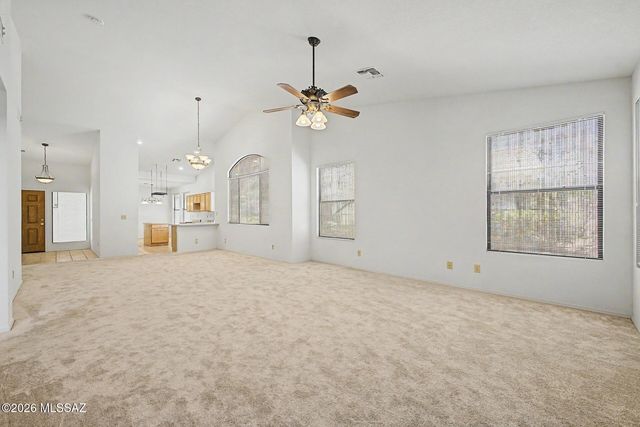 63752 E Holiday Drive, Tucson, AZ 85739