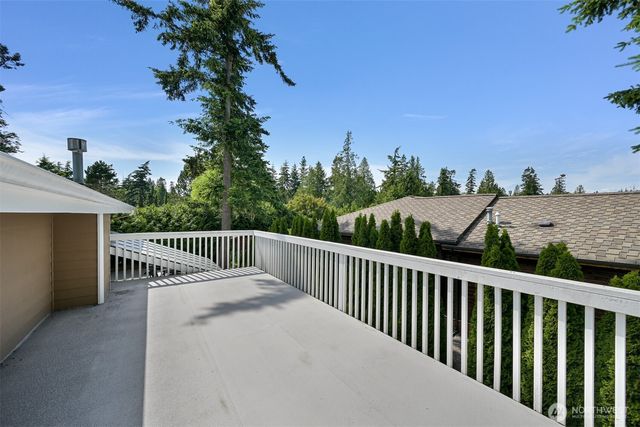 8141 Comox Road W, Blaine, WA 98230