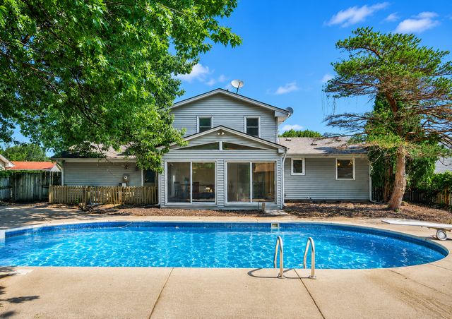 9225 Northwood Parkway, New Hope, MN 55427