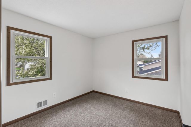 9225 Northwood Parkway, New Hope, MN 55427