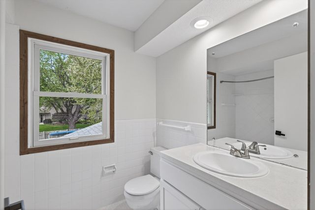 9225 Northwood Parkway, New Hope, MN 55427