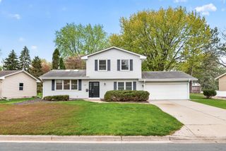 9225 Northwood Parkway, New Hope, MN 55427