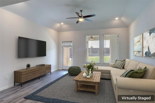 1873 Lakemont Drive, Van Alstyne, TX 75495