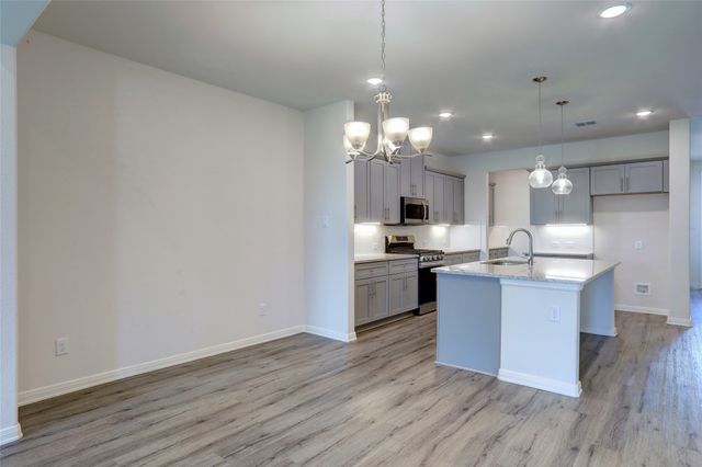 1873 Lakemont Drive, Van Alstyne, TX 75495