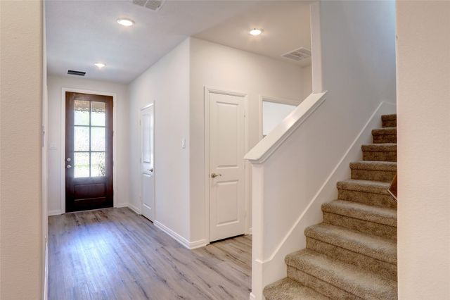 1873 Lakemont Drive, Van Alstyne, TX 75495