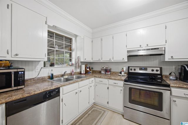 302 FRAN DRIVE, Alabaster, AL 35007