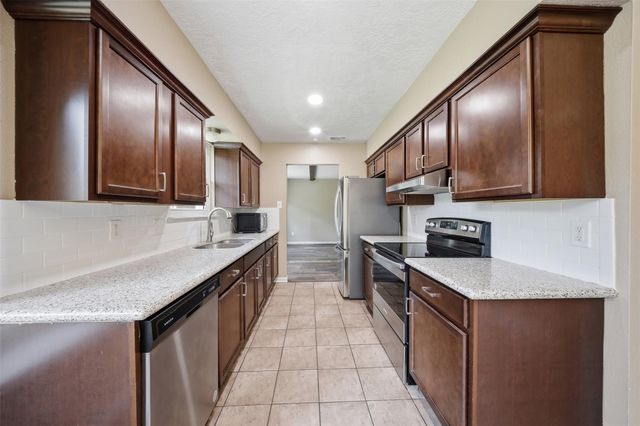9418 Kilrenny Drive, Spring, TX 77379