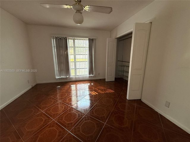 7441 SW 19th St, Plantation, FL 33317