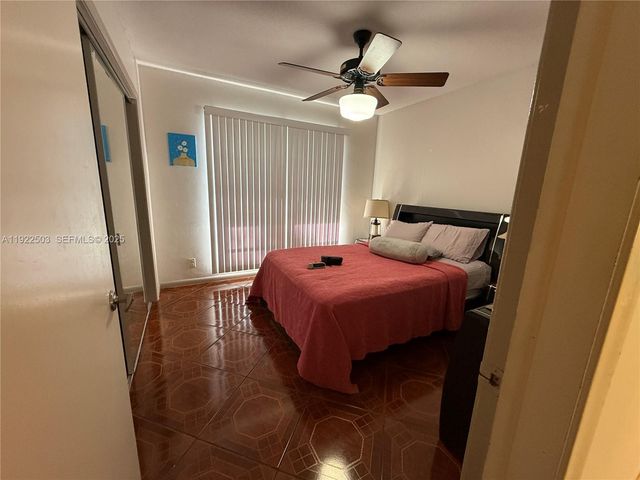 7441 SW 19th St, Plantation, FL 33317