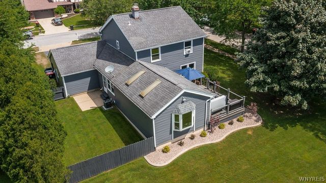 2 Birchwood Cmn., Lancaster, NY 14086
