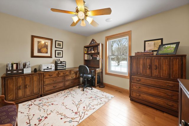 1709 Chandana Trail, Valparaiso, IN 46383