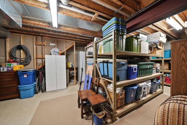 1709 Chandana Trail, Valparaiso, IN 46383