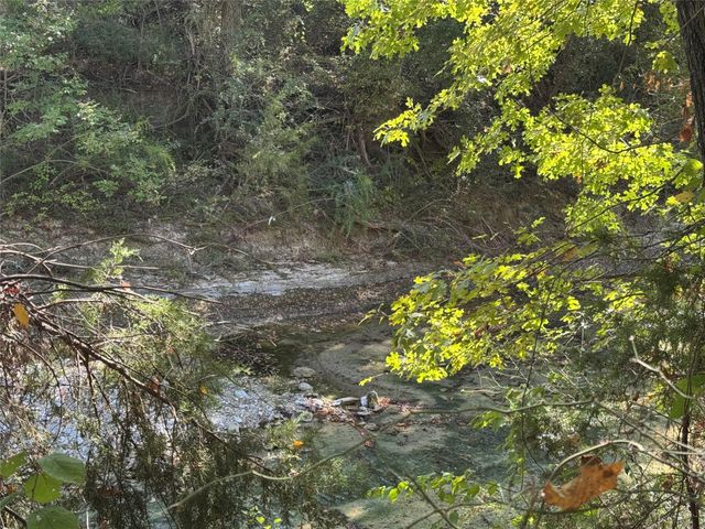 111 Oak Creek Lane, Ovilla, TX 75154