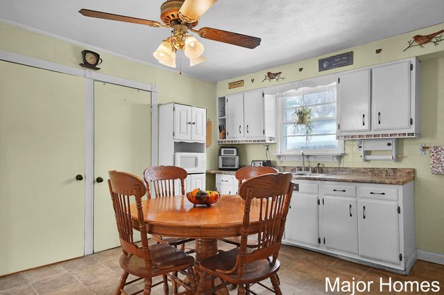 629 Harlan Avenue NE, Grand Rapids, MI 49503