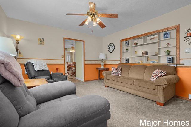 629 Harlan Avenue NE, Grand Rapids, MI 49503