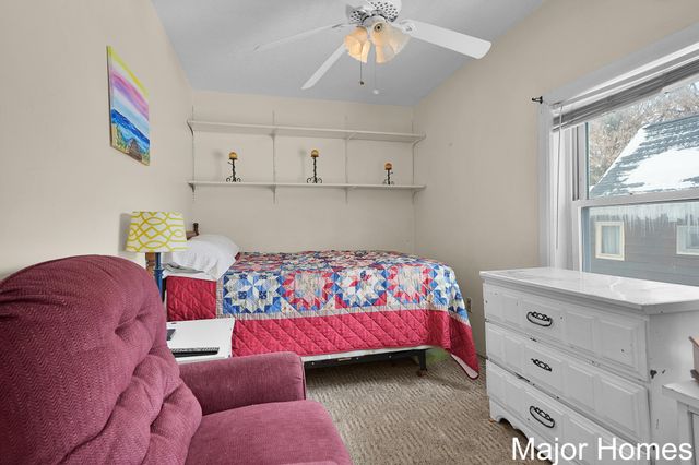 629 Harlan Avenue NE, Grand Rapids, MI 49503