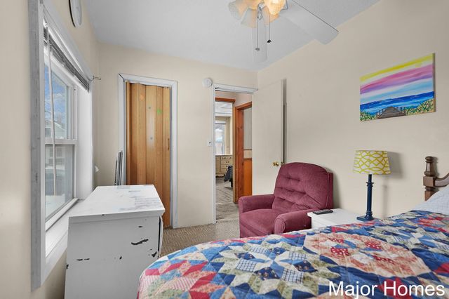 629 Harlan Avenue NE, Grand Rapids, MI 49503