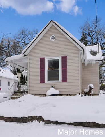 629 Harlan Avenue NE, Grand Rapids, MI 49503