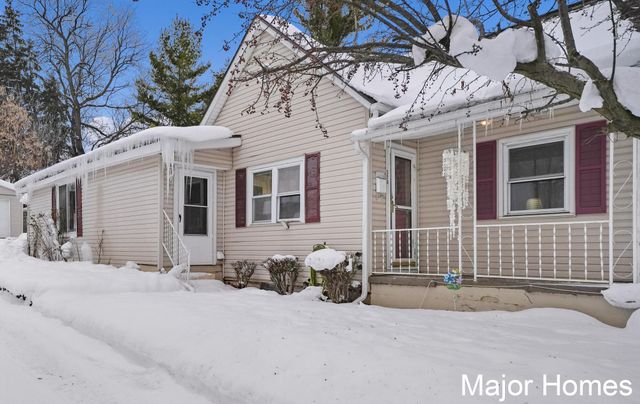 629 Harlan Avenue NE, Grand Rapids, MI 49503