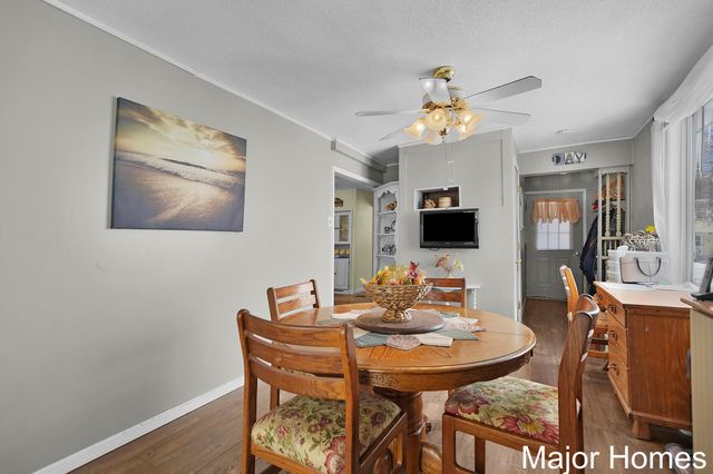 629 Harlan Avenue NE, Grand Rapids, MI 49503