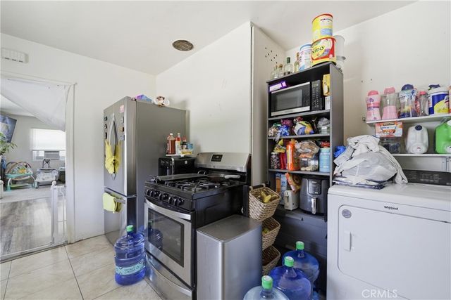 8427 Otis Street, South Gate, CA 90280