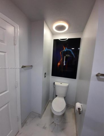 11501 NW 89th St 102, Doral, FL 33178