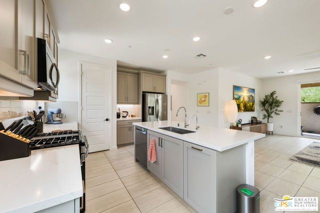 601 Via Firenze, Cathedral City, CA 92234