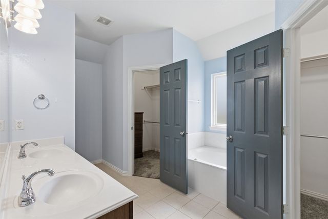 16055 Prairie Lane, Forney, TX 75126