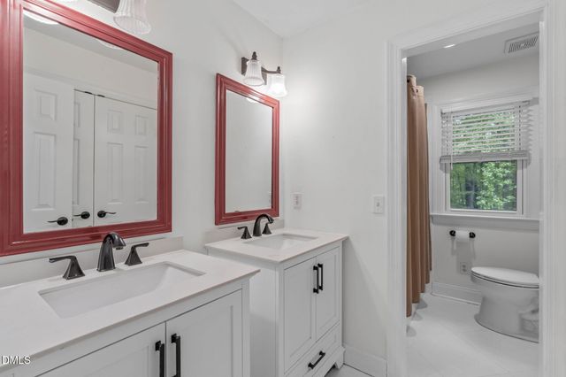 2 Sagamore Place, Hillsborough, NC 27278