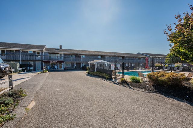 132 Shore Road 7, North Truro, MA 02652